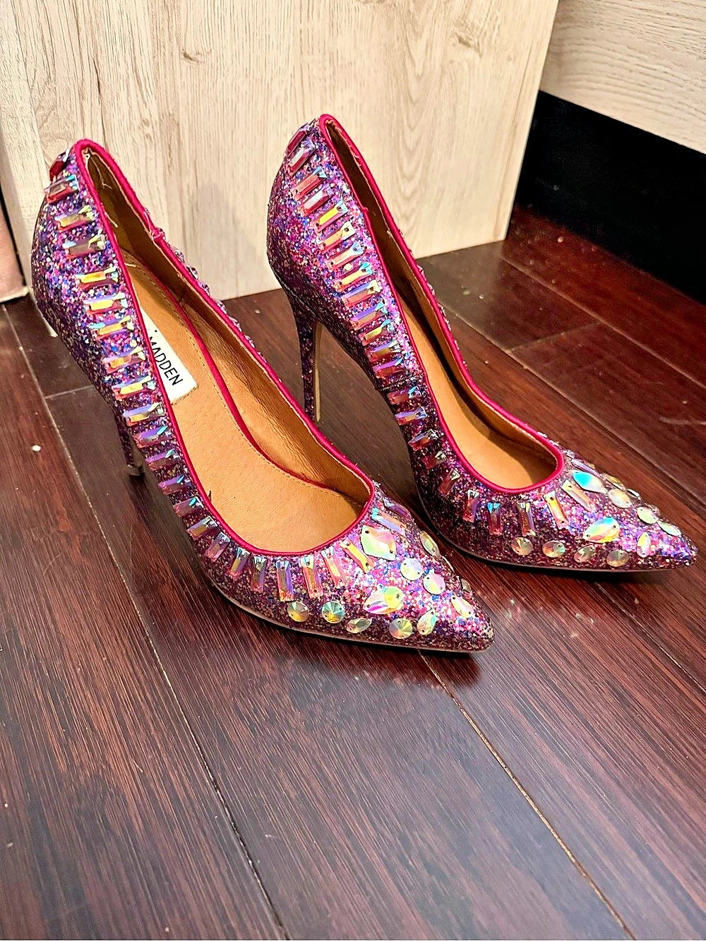 Steve Madden Galaxxie Embellished Pointed-Toe Heels US 8